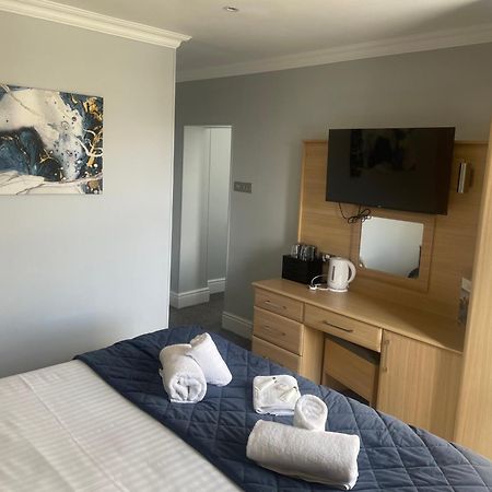 The Wildings Hotel & Tudno'S Restaurant Llandudno Buitenkant foto