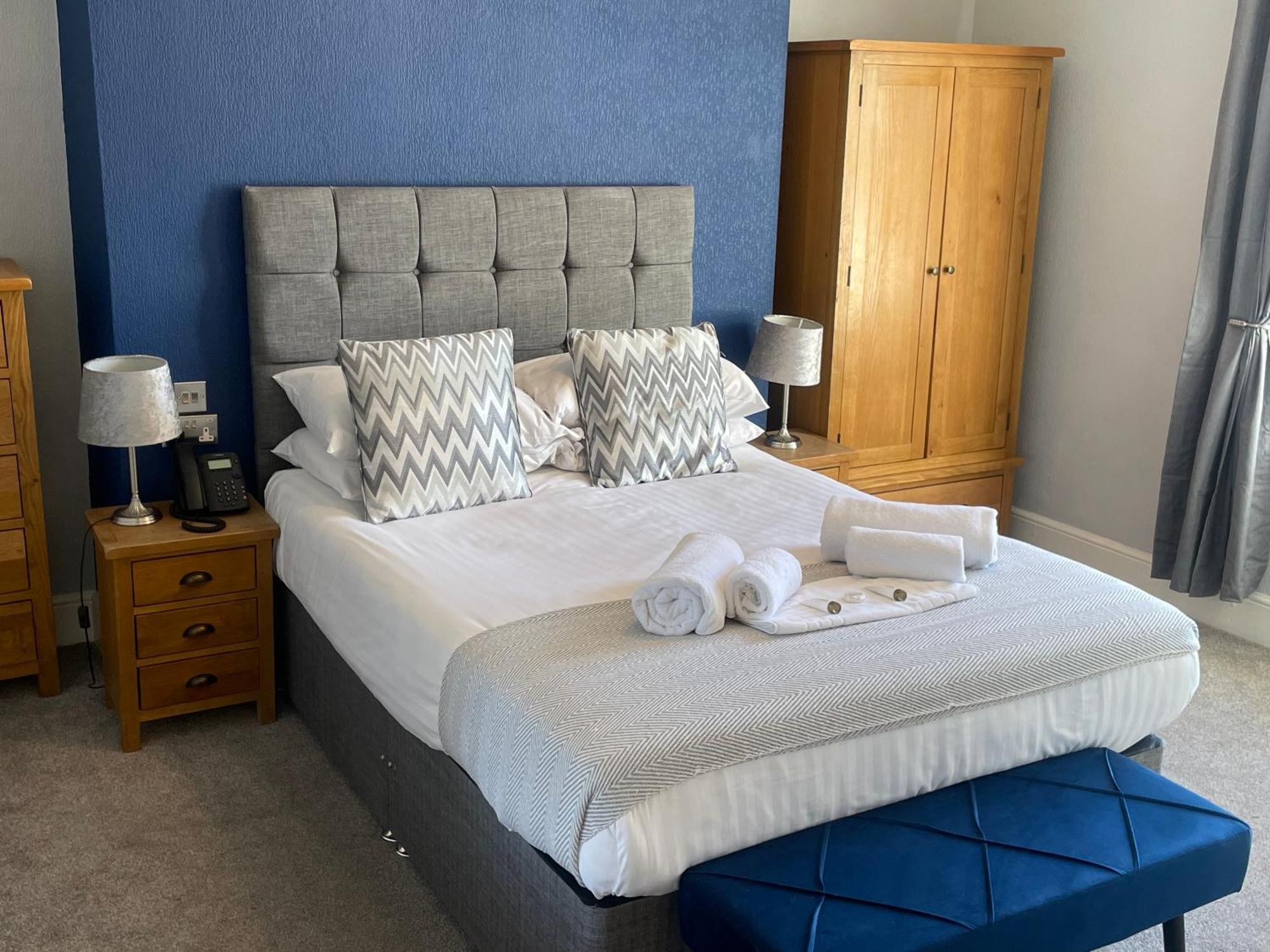 The Wildings Hotel & Tudno'S Restaurant Llandudno Buitenkant foto