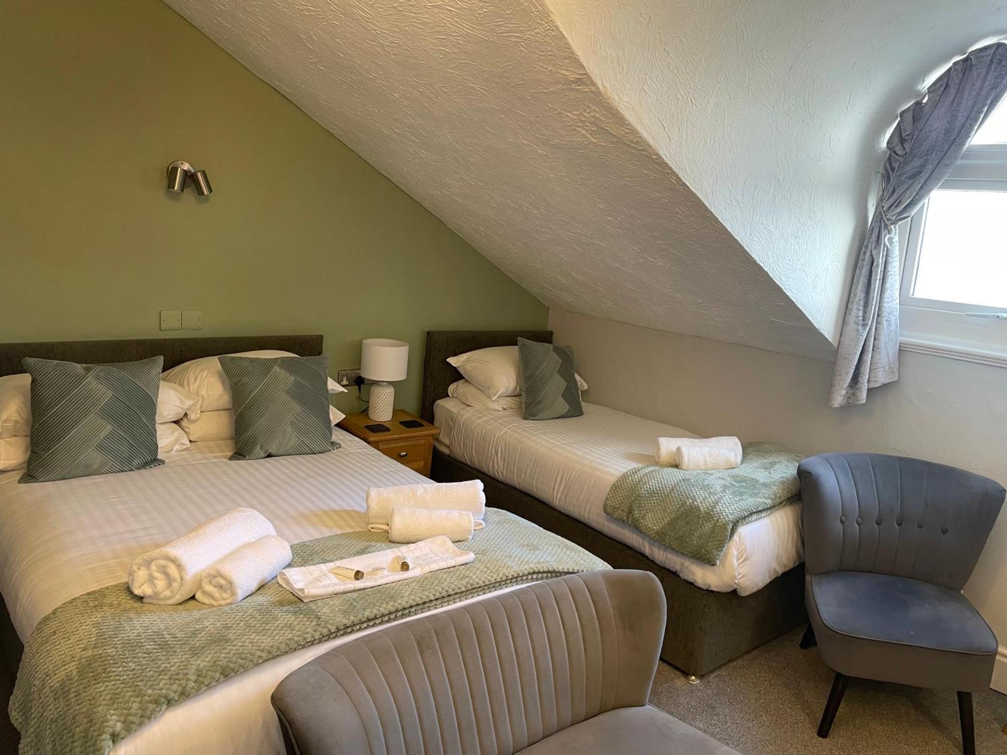 The Wildings Hotel & Tudno'S Restaurant Llandudno Buitenkant foto
