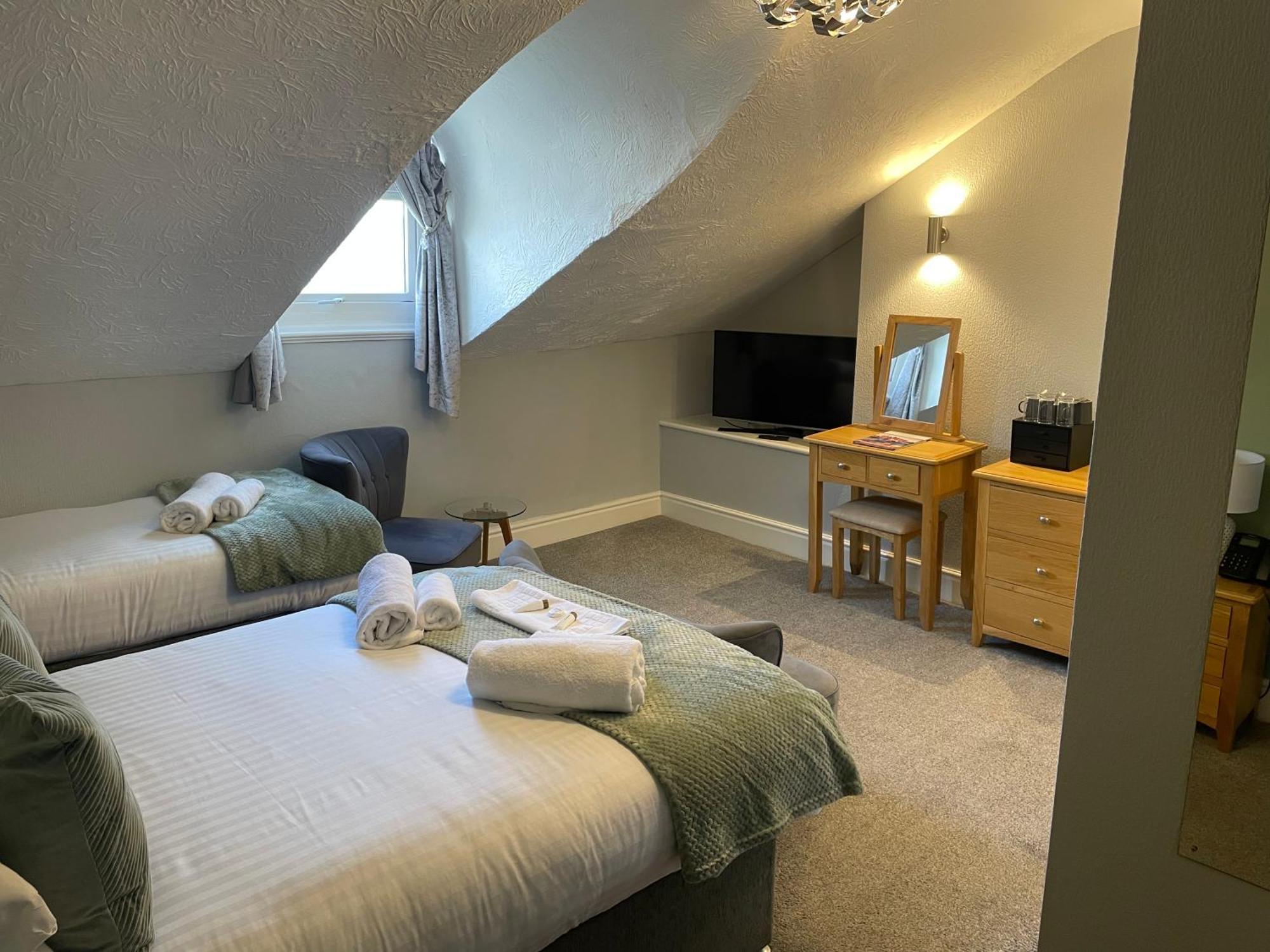 The Wildings Hotel & Tudno'S Restaurant Llandudno Buitenkant foto