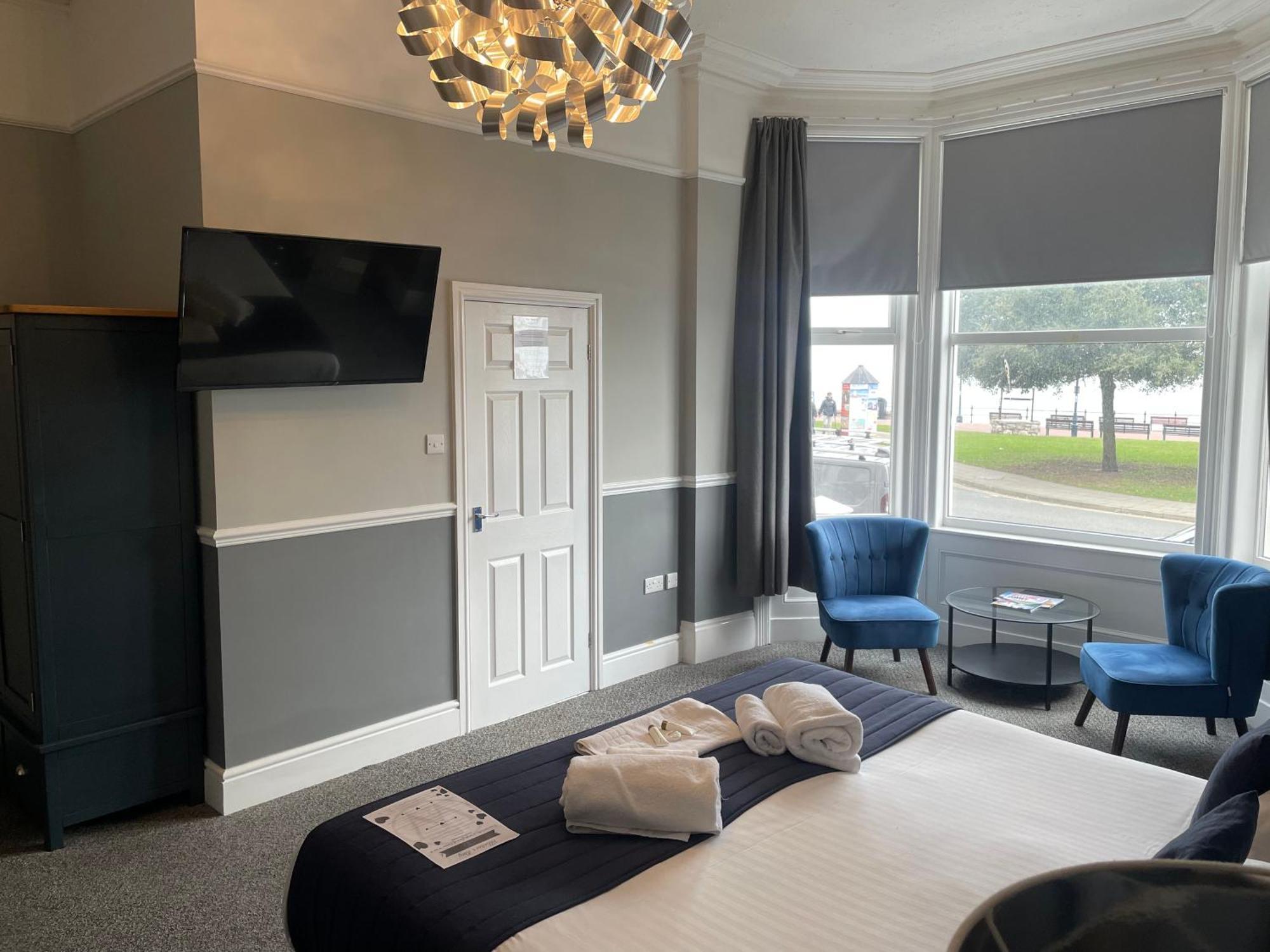The Wildings Hotel & Tudno'S Restaurant Llandudno Buitenkant foto