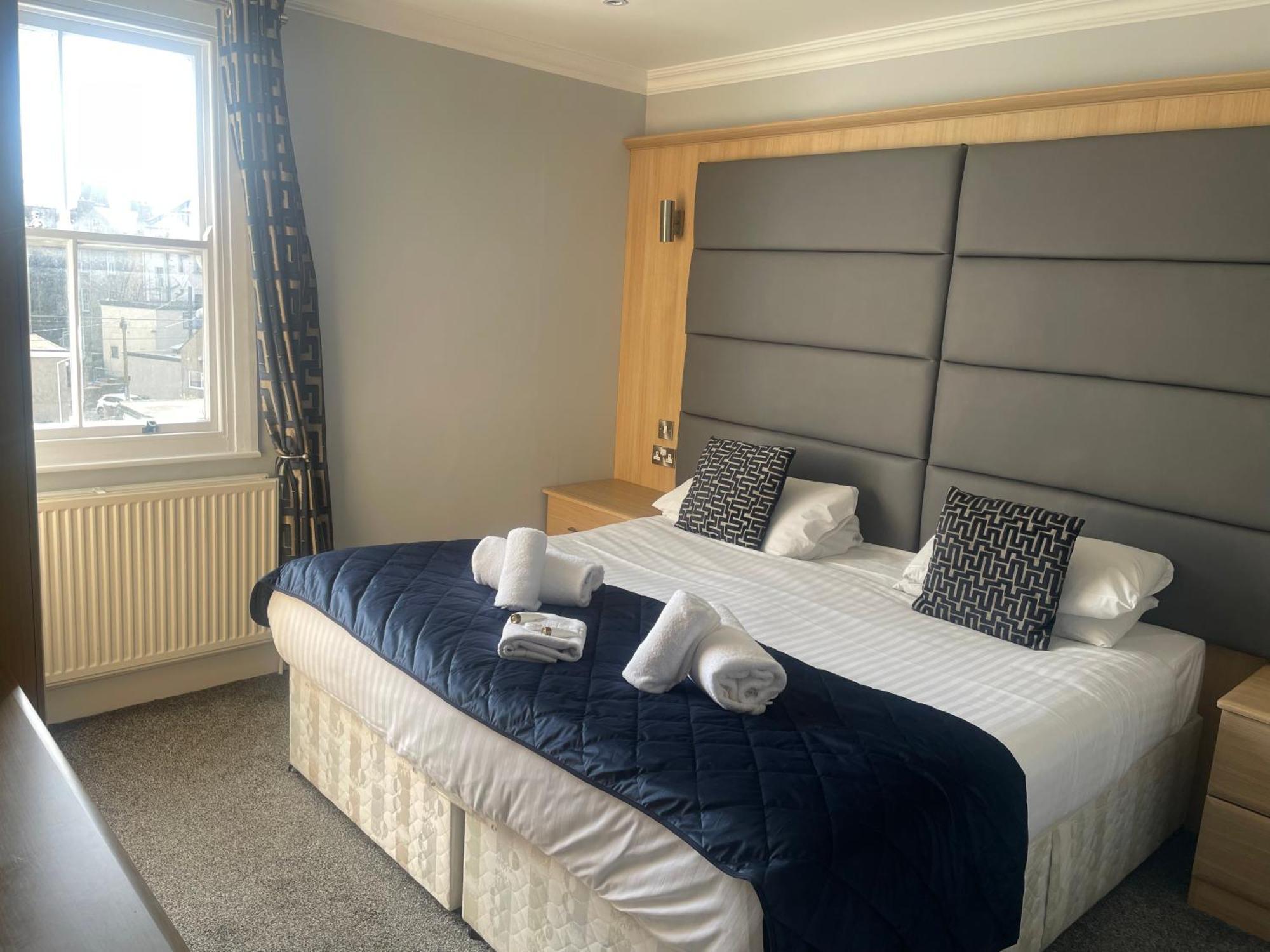 The Wildings Hotel & Tudno'S Restaurant Llandudno Buitenkant foto