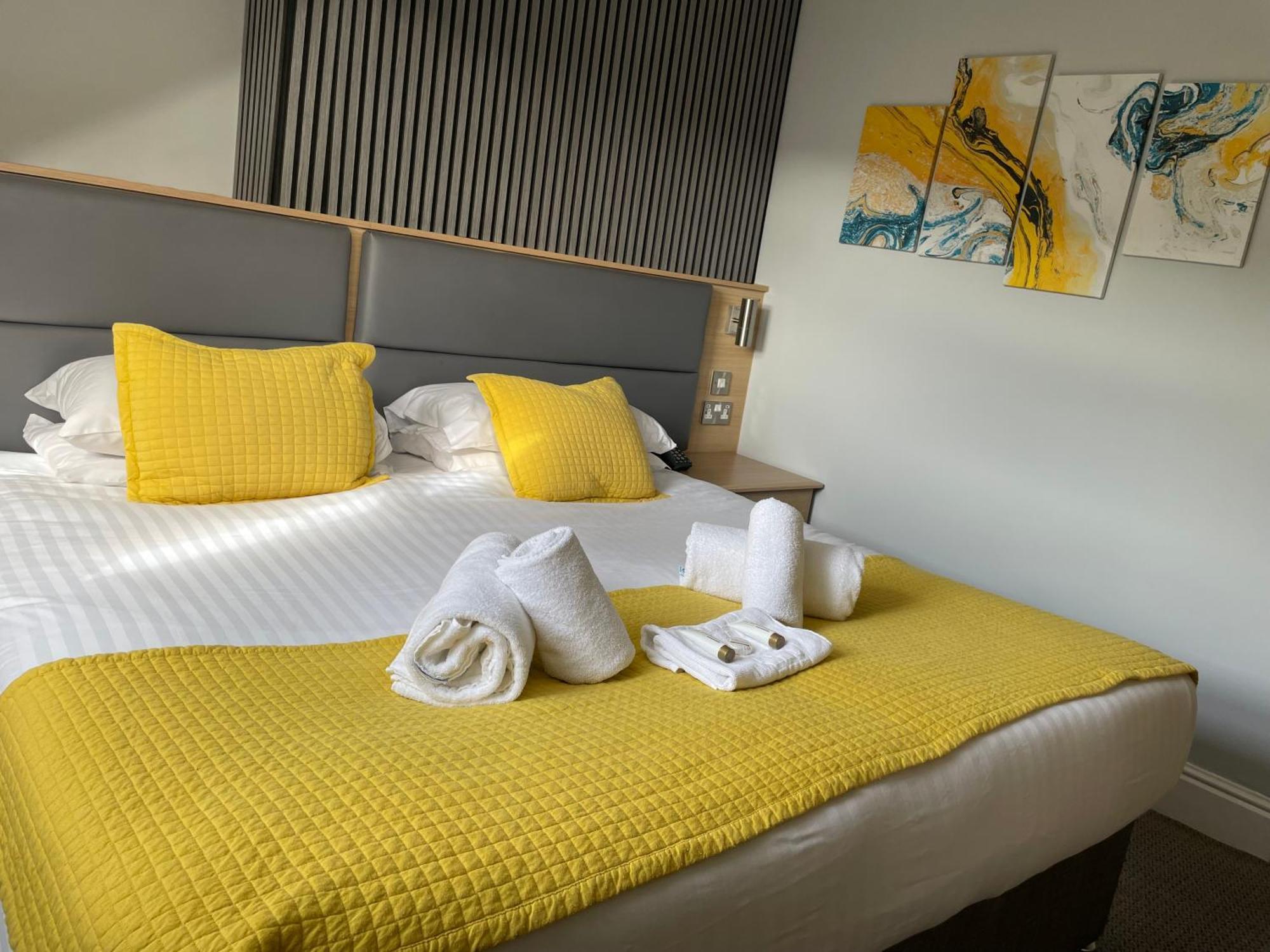 The Wildings Hotel & Tudno'S Restaurant Llandudno Buitenkant foto